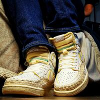 La Air Jordan 1 High Union Bephie's Beauty Supply Wolf Grey ou Air Jordan 1 High Union Summer of 96, t'aimes ce modèle ? 🤩

📸 @bibouny 

#lasneakercerie #aj1union #airjordanunion #aj1high #airjordan1high #airjordan1highunion #sneakers #sneakerjunkie #sneakerphotoaday #sneakeroftheday #shoesstyle